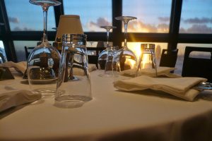 restaurant-358238_1280