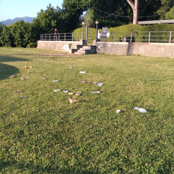 rifiuti fontana villa geno