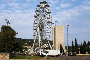 Como la ruota panoramica ai giardini a lago