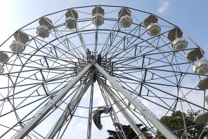 Como la ruota panoramica ai giardini a lago