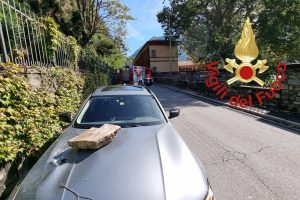 sassi-caduti-regina-cernobbio-moltrasio-vigili-fuoco (4)