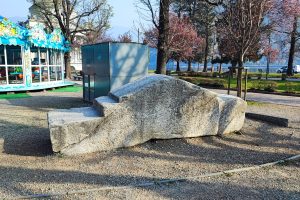 sassone-giardini-lago (3)