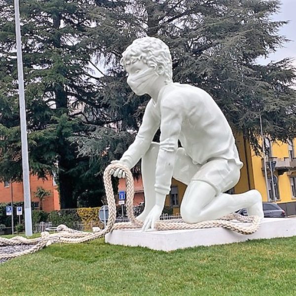 -scultura-gianni-rodenhauser-laccio-holstein-su3t