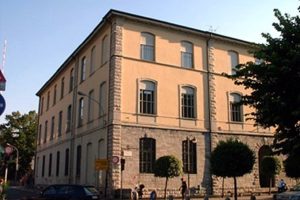 scuola-via-perti-1