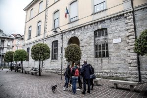 scuola-via-perti-2