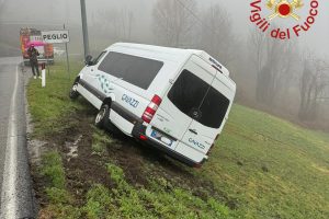 scuolabus-gravedona-vigili-fuoco