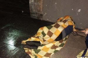 senzatetto-coperta-san-francesco