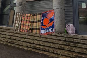 senzatetto-mercato-coperto-copertina