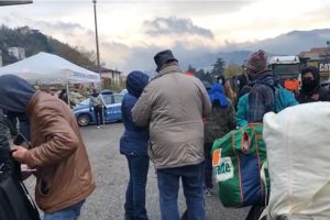 sgombero senzatetto scalo merci