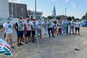 sherwin-williams-mariano-comense-cisl-protesta