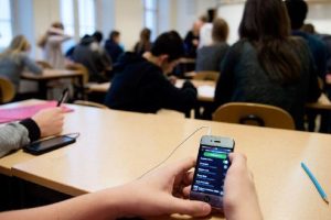 smartphone scuola
