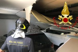 soffitto-crollato-vigili-del-fuoco-1