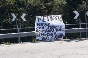 striscione 1