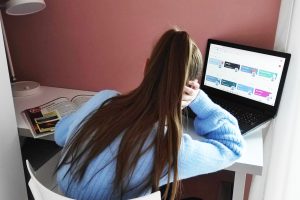 studenti-studente-scuola-didattica-distanza (1)