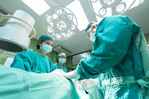 surgery-1807541_1920