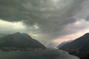 temporale-lago-pioggia