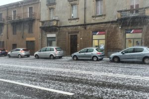 temporale-pioggia-grandine-como-1