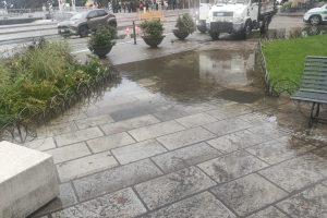 tombini piazza cavour allagata