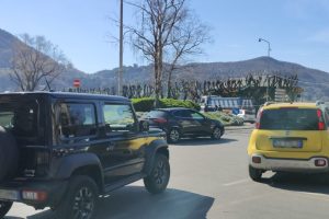 traffico-piazza-matteotti-lungolago-paratie