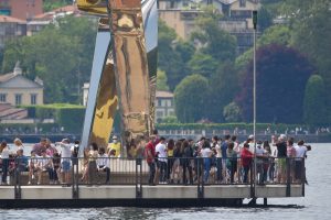 turisti-folla-2-giugno-diga-foranea-libeskind (2)