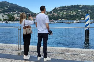 turisti selfie lungolago (24)