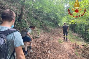 turisti-tedeschi-brunate-vigili-fuoco