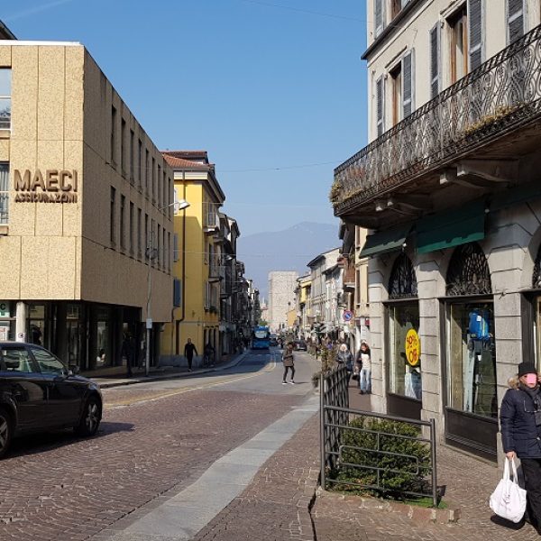 via Milano bassa generica