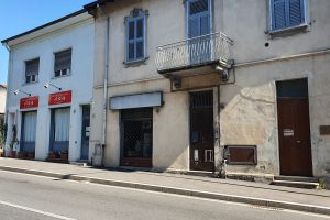 via-varesina-negozi-3