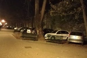 viale-varese-sosta-selvaggia-parcheggio-capodanno-copertina