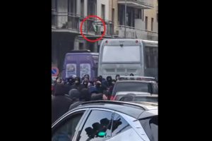 video scontri tifosi como