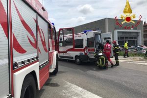 vigili del fuoco ambulanza incidente