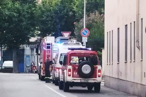 vigili-del-fuoco-via-cosenz (3)