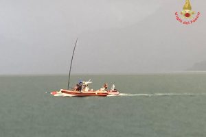 vigili fuoco gommone