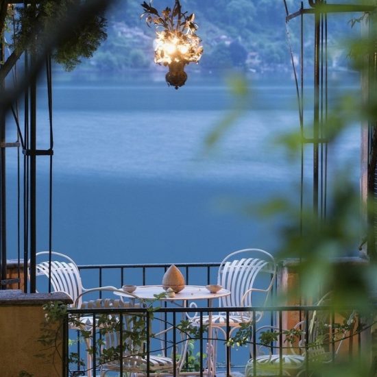 Villa Fogazzaro, Valsolda-terrazzino la sera