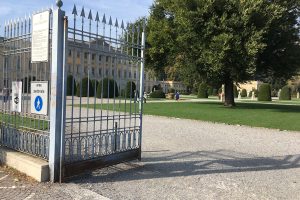 villa-olmo-cancello