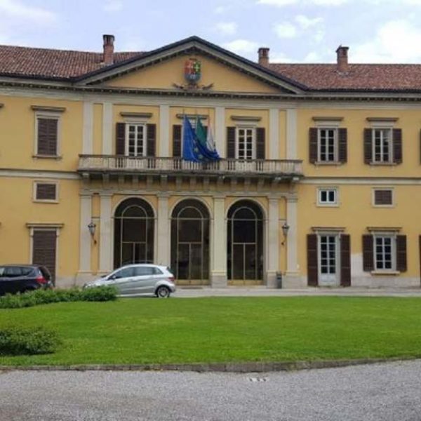 villa-saporiti-provincia-di-como-111