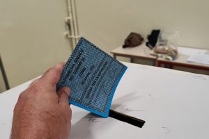 voto-urna-elezioni-como-scheda-elettorale