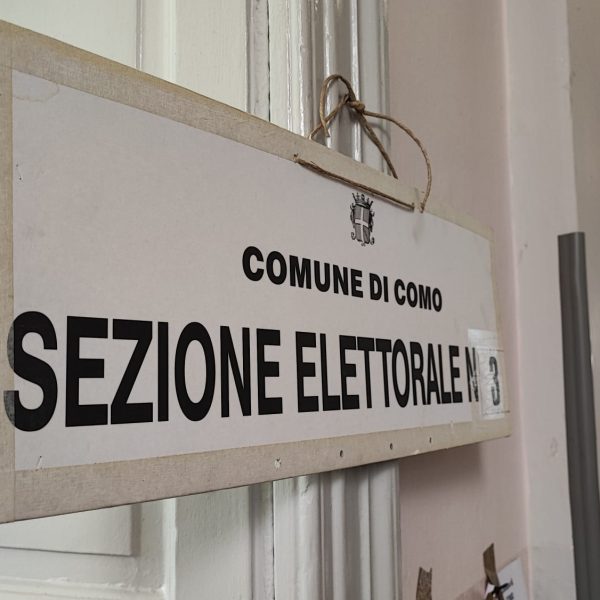 voto-urna-elezioni-scheda-elettorale-seggio (10)