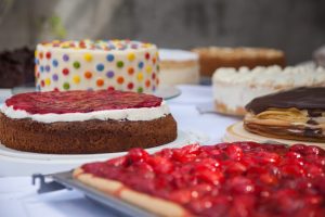 whitesession-cakes-2756200