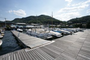 yacht-club-1